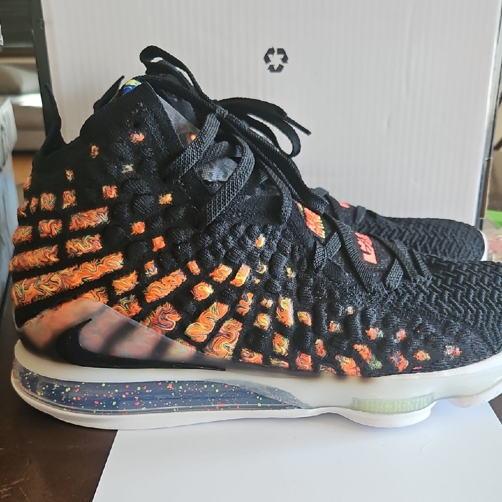Lebron XVII James Gang Shoes NIB